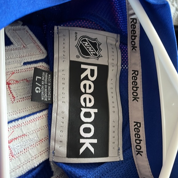 Official NHL Reebok, New York Rangers -Zuccarello, number 36 jersey - Picture 3 of 3